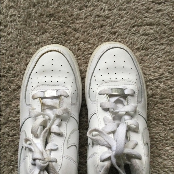 Nike Air Force 1 - Picture 7 of 16